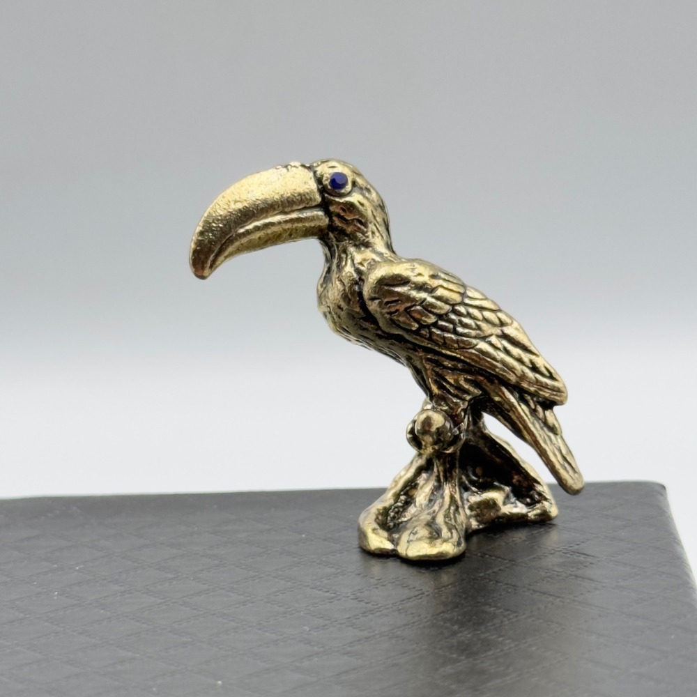 BG16 Toucan Bird Figurine Gold Brass Blue Eyes Miniature Vintage Style Small